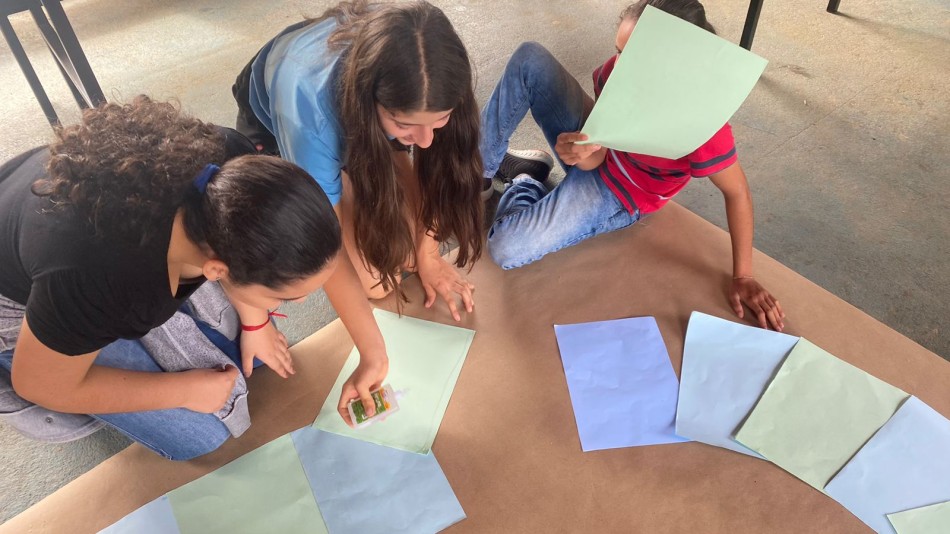 Diversos projetos são desenvolvidos com alunos da Escola José Antônio do Couto