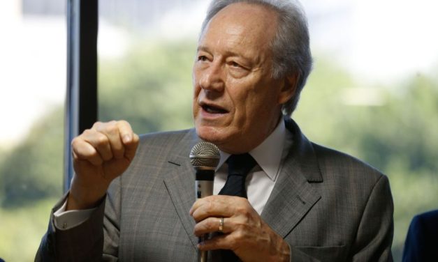Ministro Ricardo Lewandowski participa de última sessão do STF ao anunciar aposentadoria antecipada