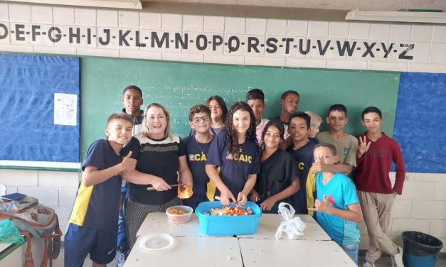 Alunos do Caic participam de atividade sobre a importância das frutas na alimentação
