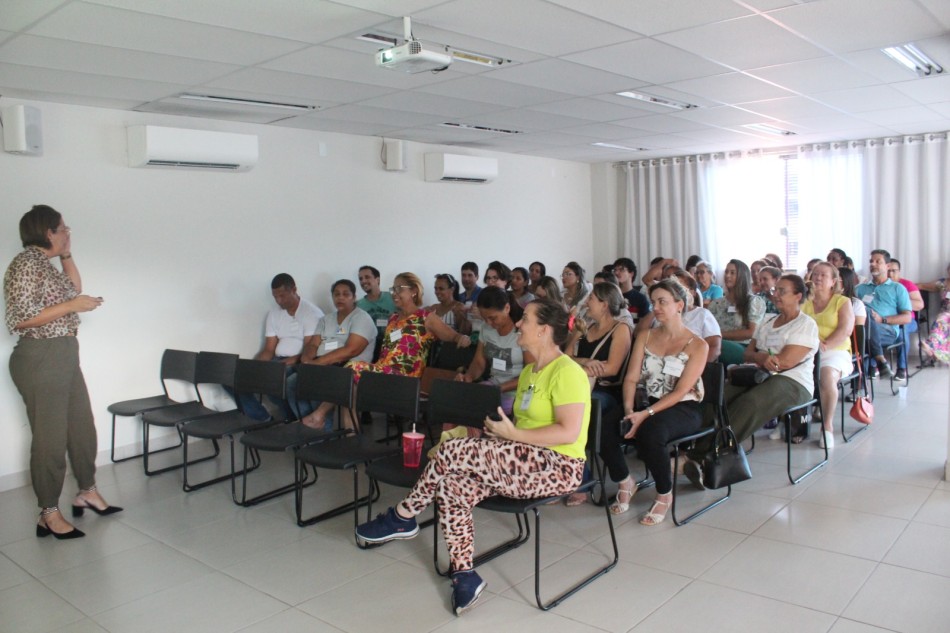 Servidores da Atenção Primária participam de capacitação sobre “Humanização e Acolhimento”