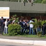 Petroleiros fazem paralisação em Betim contra privatizações na Petrobrás