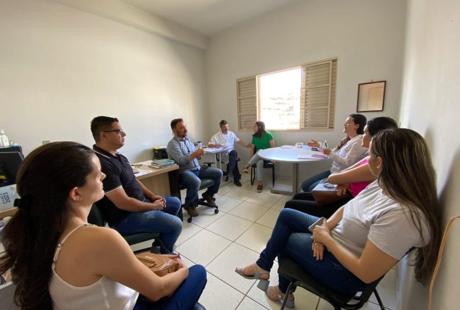 Alimentação de crianças que possuem alergia à proteína de leite de vaca e derivados é tema de reunião