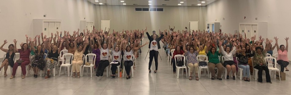 Oficina do Ser reúne 200 pessoas em Formiga e arrecada 300 quilos de feijão