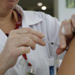 Vacinação contra gripe é antecipada em Minas e começa na próxima segunda
