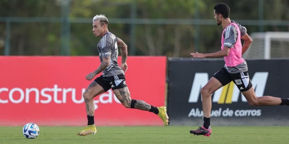 Atlético volta a campo já nesta terça-feira, pela Libertadores, com reforço para o ataque