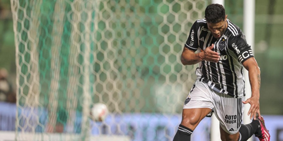 Hulk se torna o segundo maior artilheiro do Atlético no século XXI
