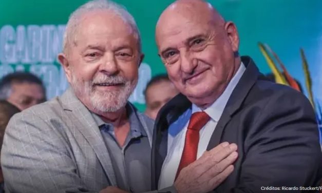 Chefe do GSI, Gonçalves Dias pede demissão e é o 1º ministro de Lula a cair