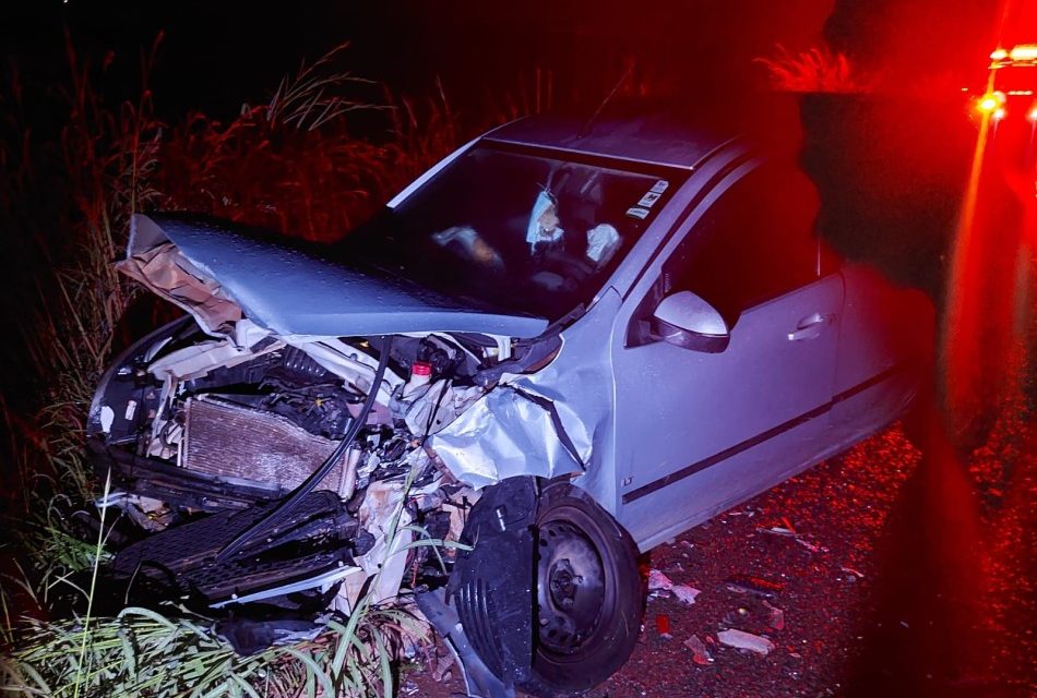 Colisão entre veículos deixa cinco feridos na BR-354, em Bambuí