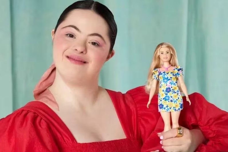 Barbie anuncia primeira boneca com síndrome de Down