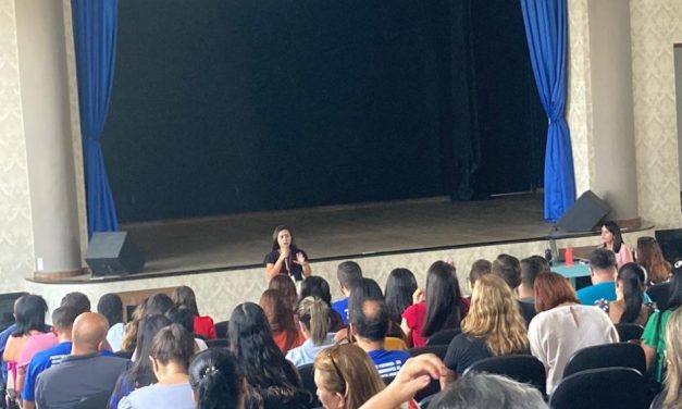 Servidores das Secretarias de Desenvolvimento Humano, Educação e Saúde participam de capacitação