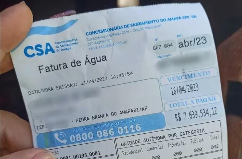Mulher recebe conta de água no valor de quase R$ 8 milhões
