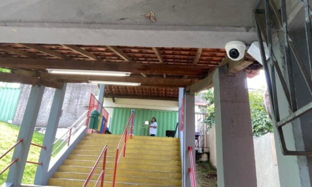 Escolas de Minas serão 100% monitoradas por câmeras e terão restrição de acesso
