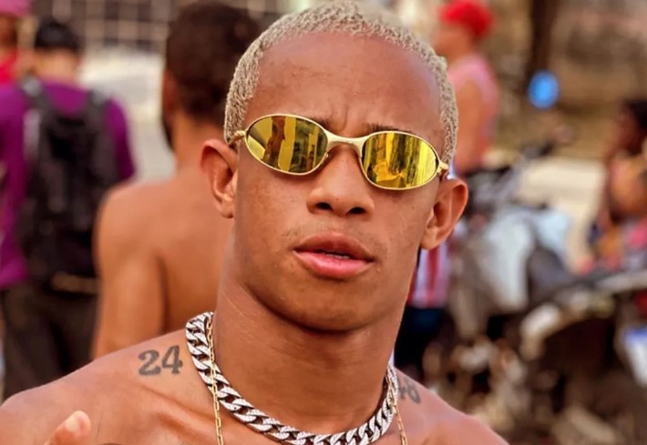 MC Biel Xcamoso morre após acidente de carro