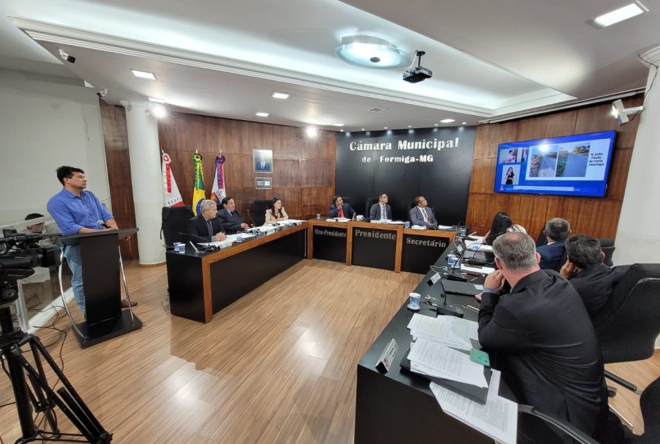 Prefeito Eugênio Vilela vai à Câmara para responder questionamentos de vereadores