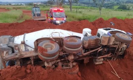 Trabalhador morre soterrado e prensado por caminhão betoneira em Patos de Minas