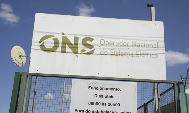 China aumenta controle da energia no Brasil