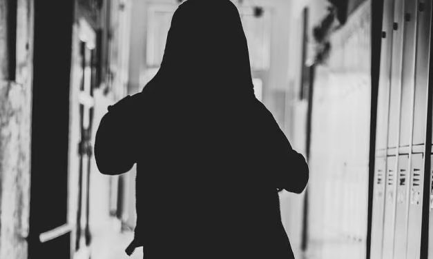 Menina de 6 anos filma próprio estupro, no Ceará