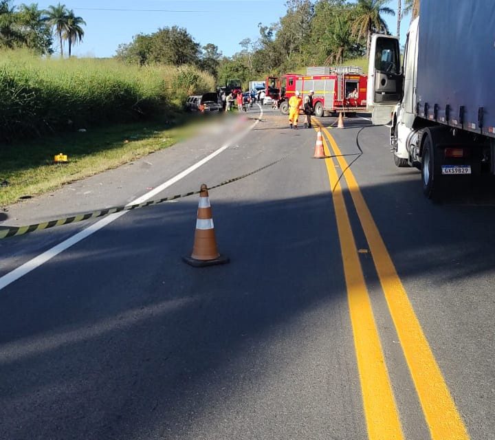 Acidente na MG-050, em Formiga, deixa uma vítima fatal e quatro feridas