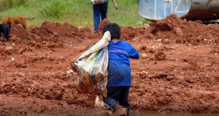 Brasil tem 32 milhões de crianças vivendo na pobreza, segundo o Unicef