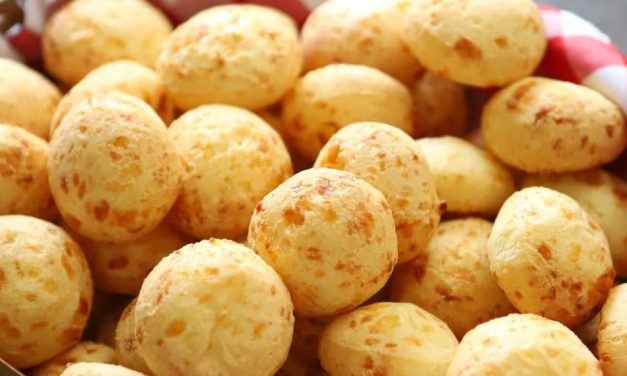 Pão de queijo é um dos 10 melhores pratos de café da manhã do mundo