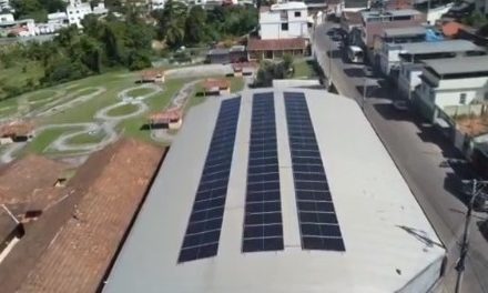 26 escolas municipais de Formiga serão beneficiadas com energia fotovoltaica