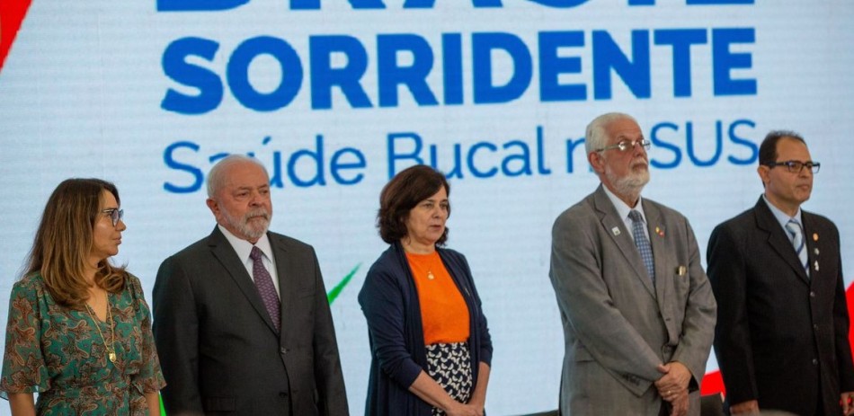 Governo incorpora programa de saúde bucal ao SUS