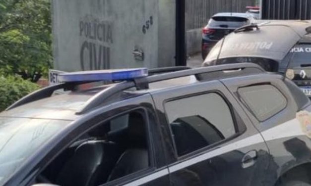 Suspeitos de torturar vizinho com barra de ferro em frente à filha de 7 anos são presos em Sabará