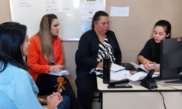 Secretaria de Desenvolvimento Humano recebe visita de servidores de Cláudio