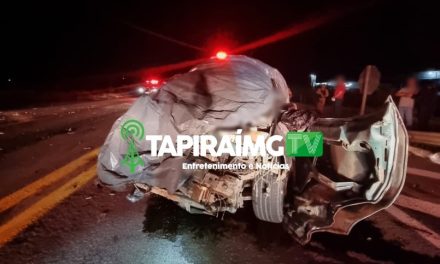 Acidente entre carro e carreta deixa uma vítima fatal e dois feridos na BR-262