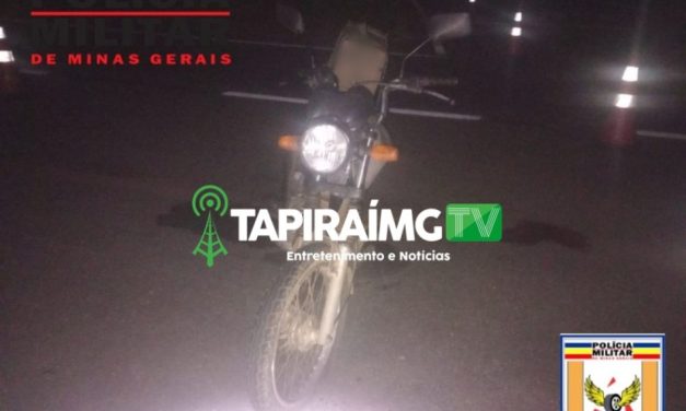 Homem fica ferido após acidente entre carro e motocicleta na MG-050 em Piumhi