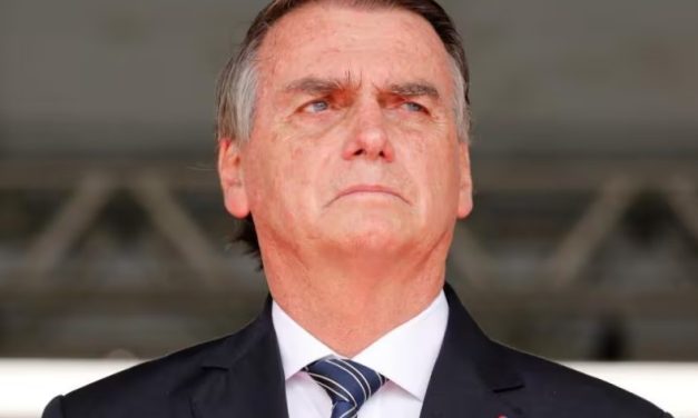 “Golpe não existiu”, diz Bolsonaro ao chegar a interrogatório no STF