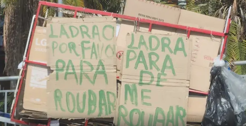‘Ladrão, por favor, pare de roubar’, pede catador de recicláveis que tem sucatas furtadas