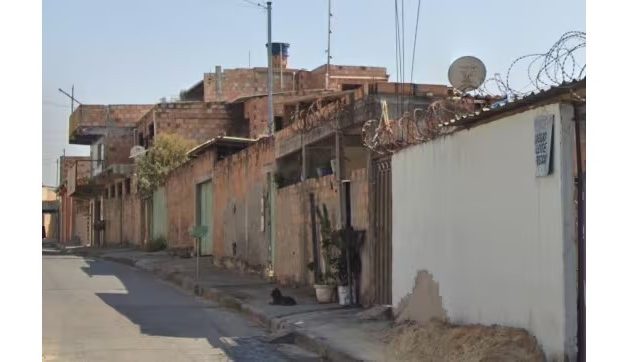 Adolescente é morta pela amiga em encontro marcado por app com homem em Betim