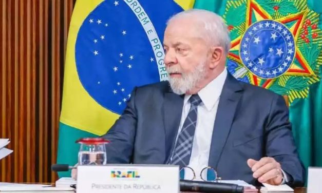 Por dois votos, comando do PT autoriza aliança com PL em 2024