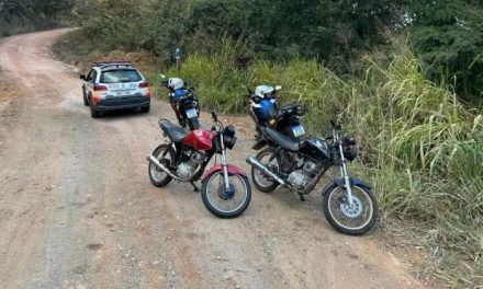 PM recupera motos furtadas em Conceição do Pará; homem é preso e três menores são apreendidos