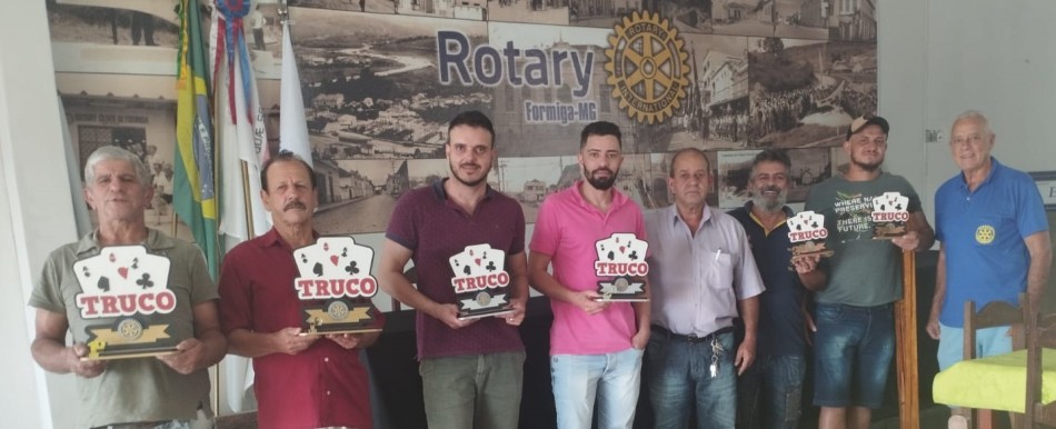Rotary Truco Solidário premia três duplas