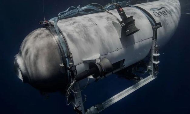 Foi uma ‘implosão catastrófica’, afirma Guarda Costeira sobre submarino Titan