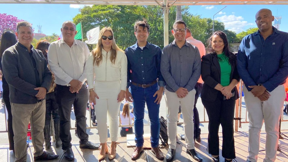 6 de junho: Vereadores prestigiam desfile cívico dos 165 anos de Formiga
