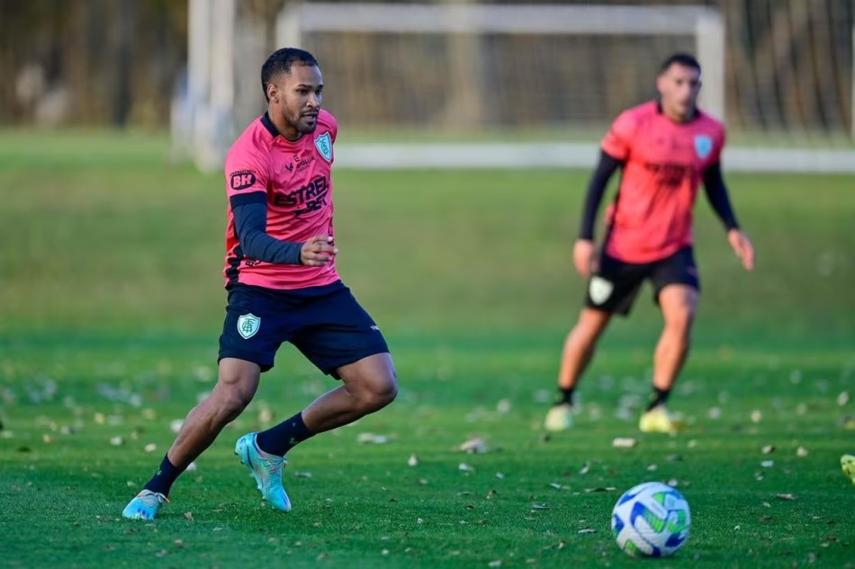 América e Coritiba fazem duelo direto contra a zona de rebaixamento no Sul