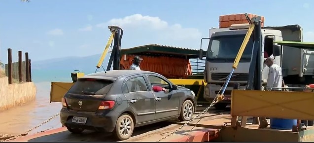 Passagem de balsa em Guapé tem preço mais que dobrado e moradores reclamam do aumento