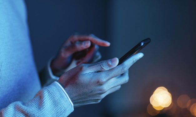 Conheça o ‘golpe da mão fantasma’ e confira dicas da Febraban para evitá-lo