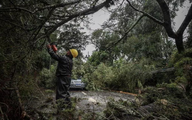 Ciclone que atinge o Sul do país deixa cidades de MG em alerta; saiba onde