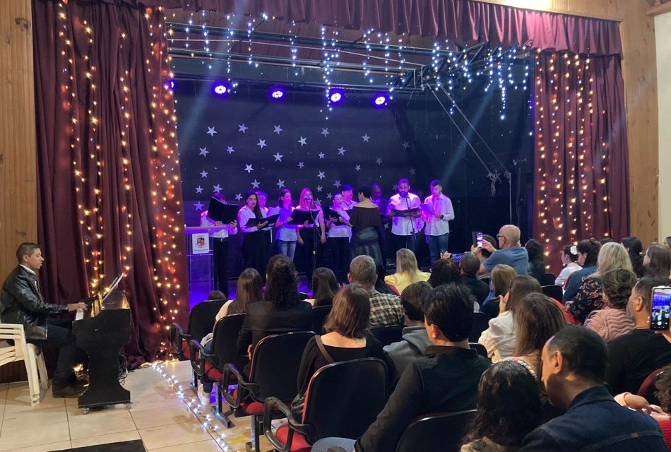 Entrega de certificados e apresentações marcam o 1º dia do “Circuito dos Escritores Formiguenses”
