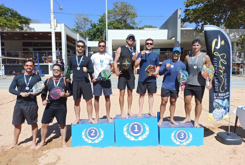 Torneios de karatê e beach tênis movimentam o Country Clube