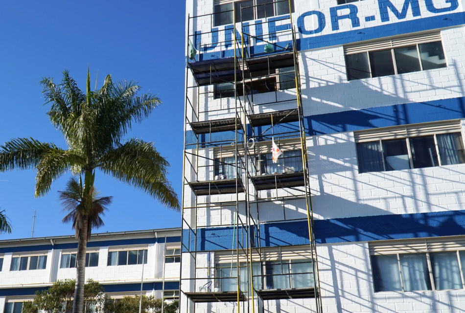 Prédios do Unifor-MG passam por revitalização