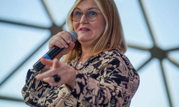 Bolsa Família poderá ser pago com real digital, diz presidenta da Caixa