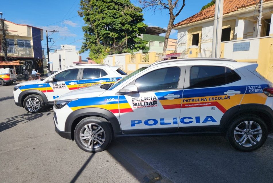 63º Batalhão recebe viaturas para a Patrulha Escolar em Arcos e Formiga