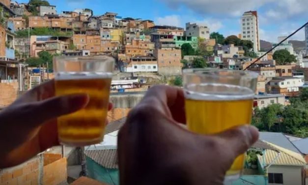 Cerveja de 600 ml já passa de R$20 em bares da grande BH; variação supera 85%
