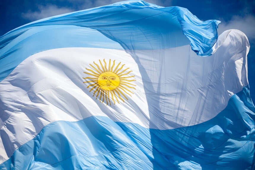 Mineiros que moram na Argentina temem situação econômica no país: ‘aumentou nível de pobreza’