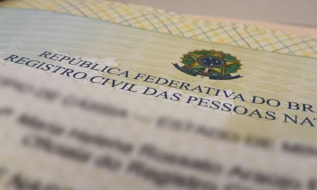 Quase 11 mil brasileiros mudaram nome em cartório após permissão